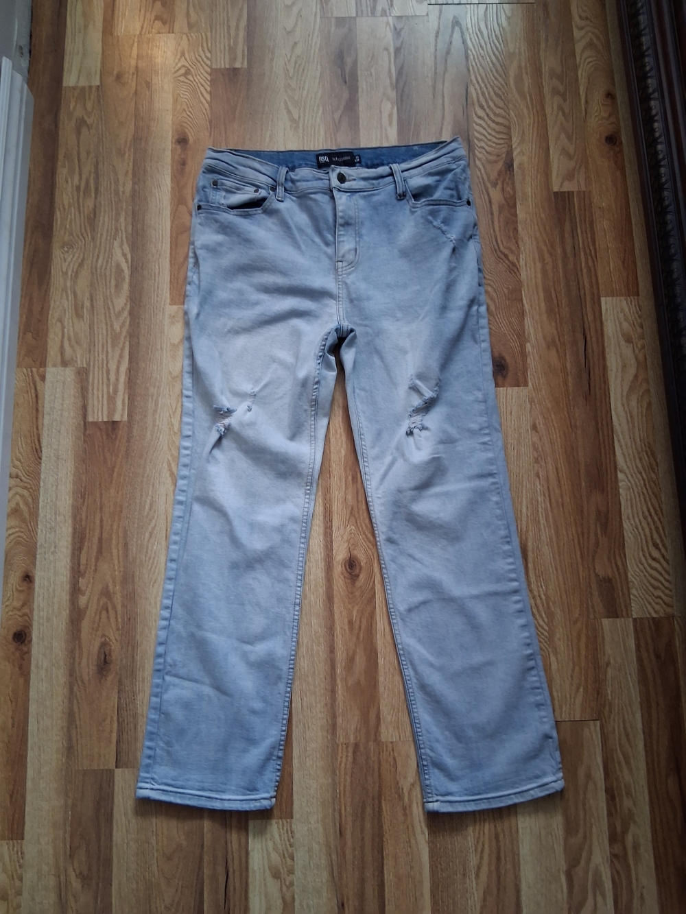 RSQ Men's Light Blue Relaxed Distressed Jeans